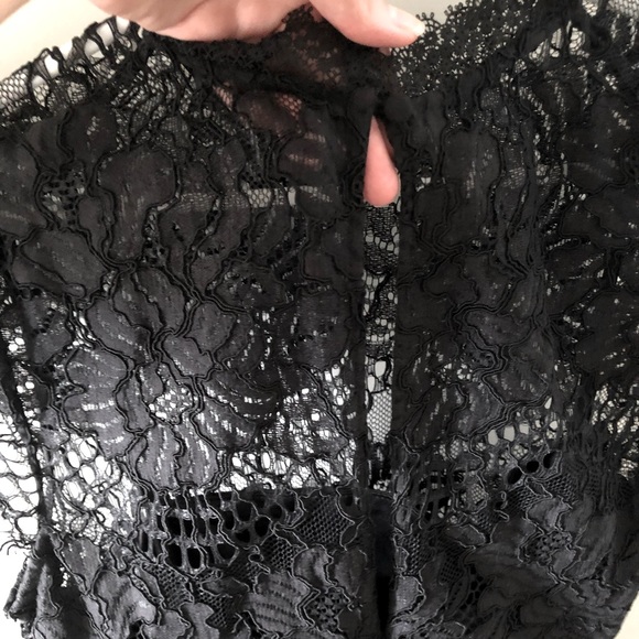Forever New lace jumpsuit - Picture 3 of 5